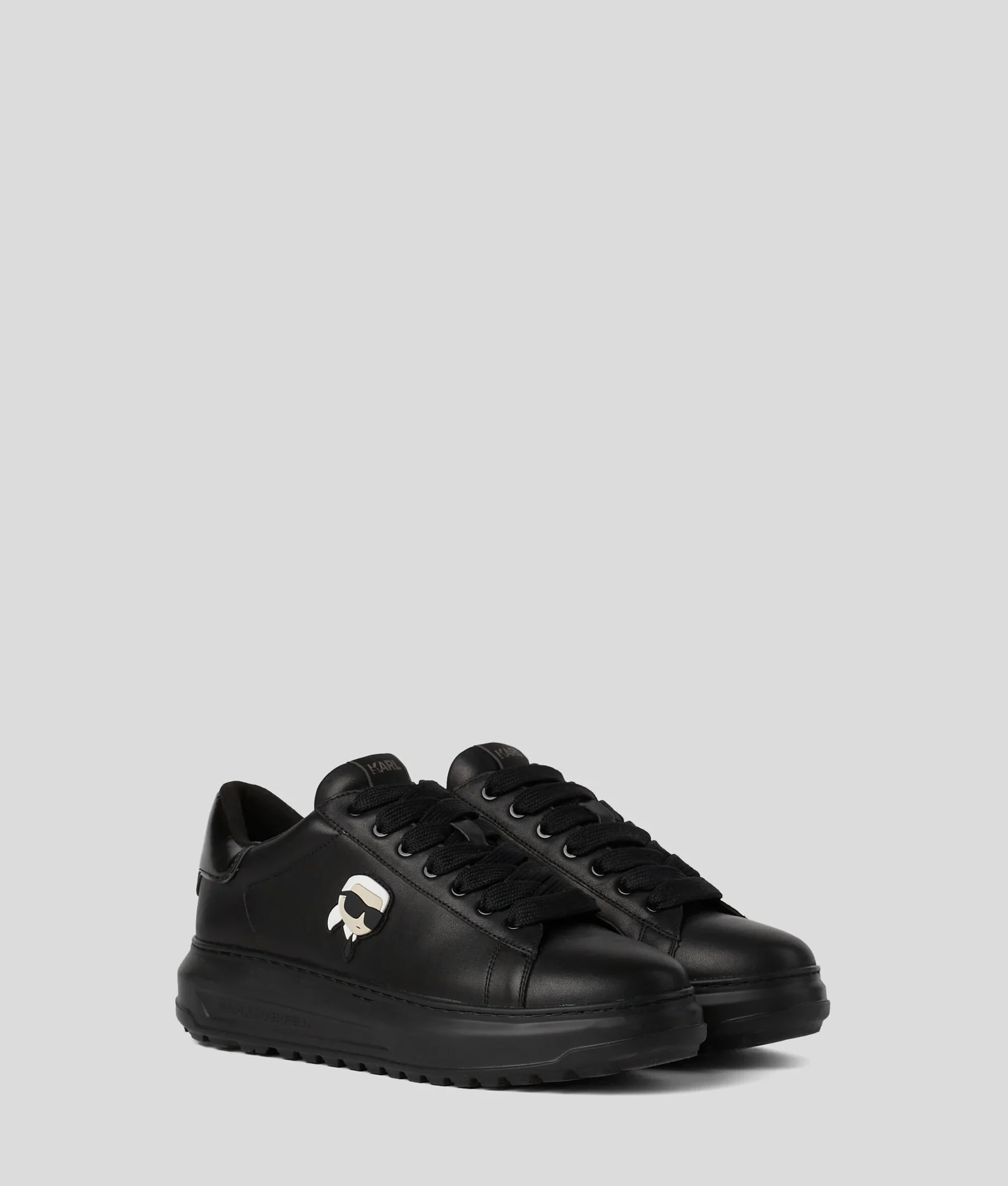 KARL LAGERFELD | SNEAKERS NFT KAPRI CON SUELA DENTADA IKON NEGRA